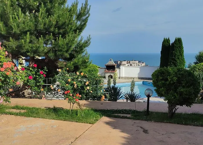 Semesterbostad Byala Grape House Bjala