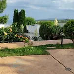 Byala Grape House *