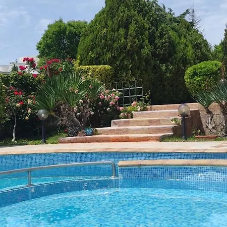 بيت للعطل Byala Grape House *