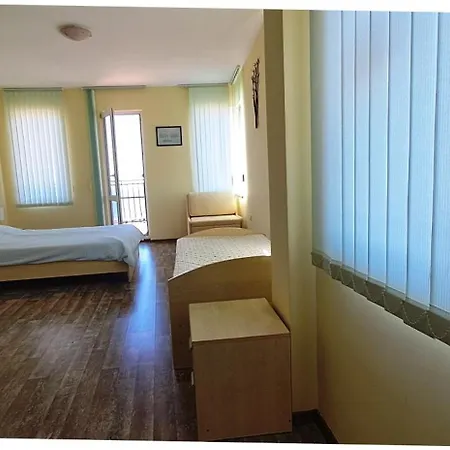 Byala Grape House * بايالا