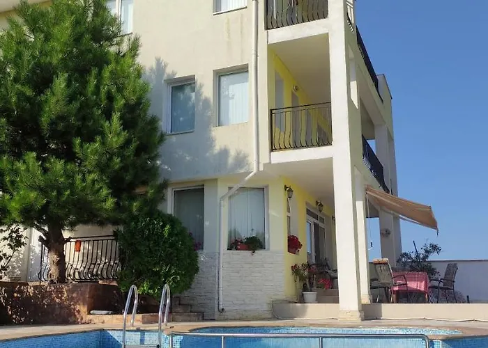 Byala Grape House Semesterbostad Bjala